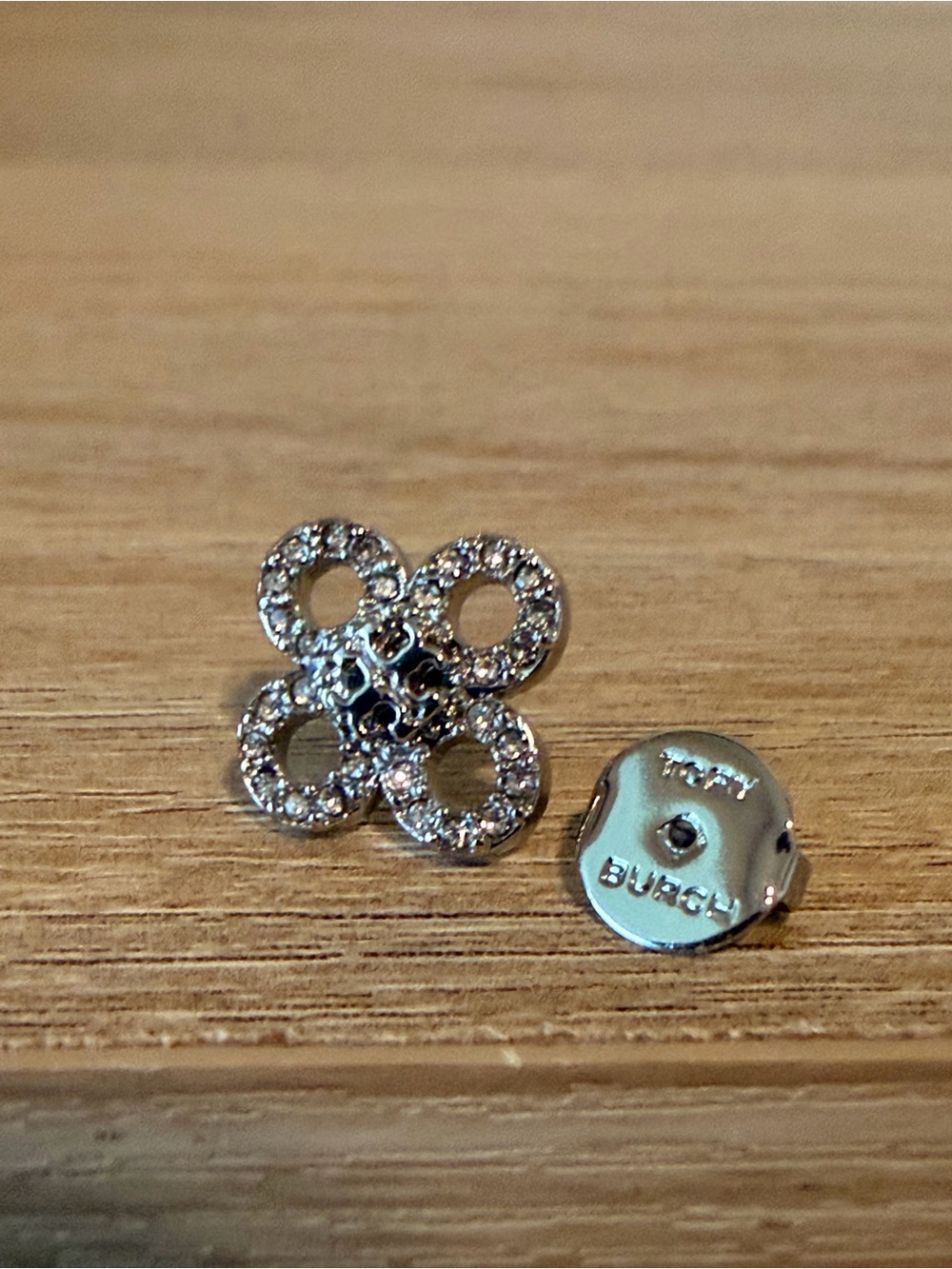 Tory Burch Gunmetal Floral Pavé Stud Earrings Logo Stud Earrings Silver Tone NWT - Picture 5 of 6